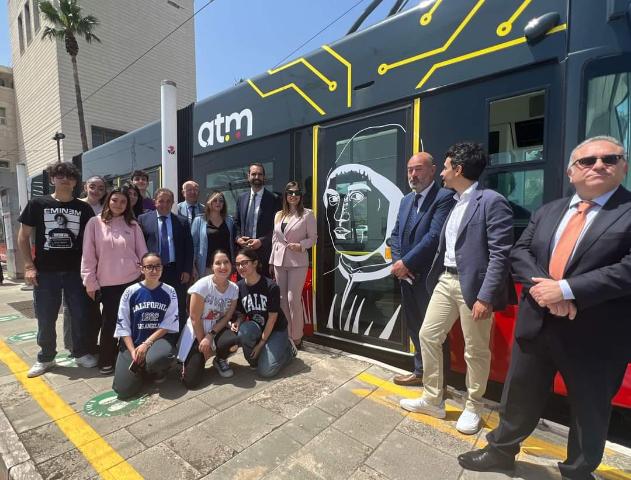 "Antonello da Messina” in giro per la città: inaugurata la sesta vettura revampizzata del tram