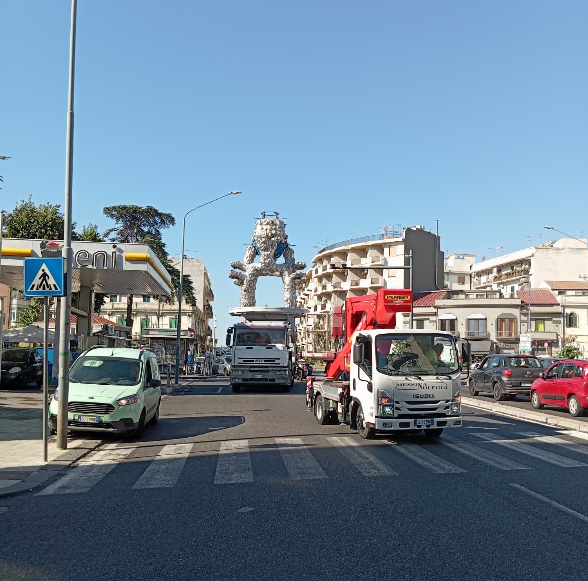 Al via il programma “Aspettando la Vara” edizione 2024: trasportato il Cippo a piazza Castronovo 