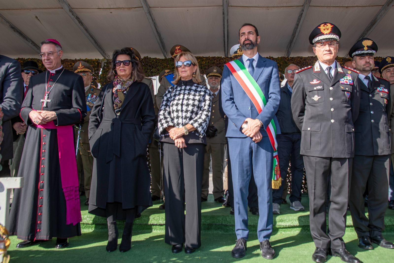 Cambio della Guardia alla Brigata Aosta: stamani la Cerimonia di avvicendamento al Comando