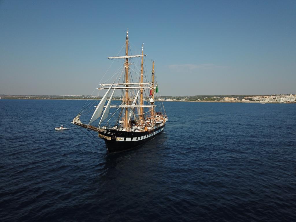 La Nave scuola Palinuro in sosta a Messina sino al 9 agosto per la XIV edizione “Messina in Festa sul Mare”: in programma anche visite a bordo
