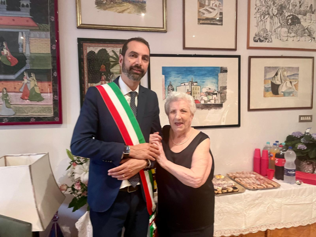 Una nuova centenaria a Messina, gli auguri del sindaco Basile a Giuseppa Squatrito