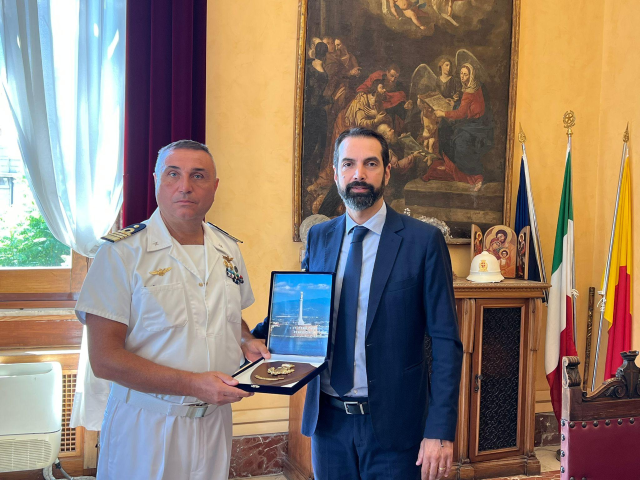 Visita di commiato a Palazzo Zanca del Comandante Supporto Logistico della Marina Militare di Messina Giancarlo Lauria