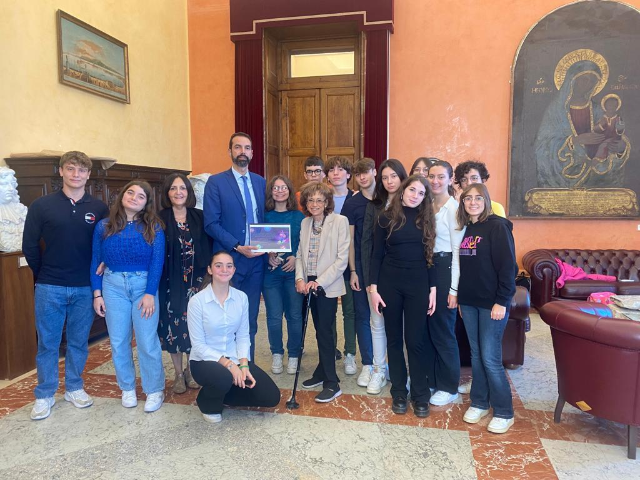 In visita a Palazzo Zanca studenti del liceo classico “F. Maurolico”